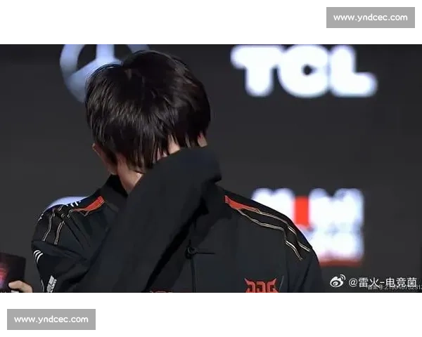 OMG！电竞战队“疾风”惊天翻盘，主教练赛后激动落泪！