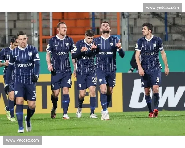 德甲联赛：深度解读球队阵容、战术布局与主教练风采